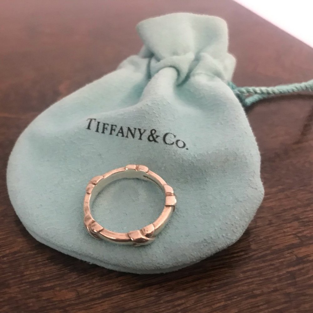 Tiffany & Co. Five Times Infinity Ring